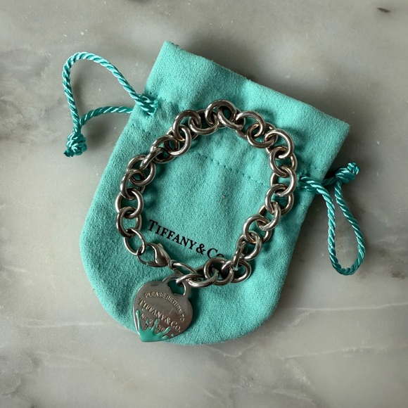 Tiffany & Co. Silver Chain Bracelet with Heart Charm - Picture 1 of 2